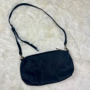 Joy Susan Black Faux Pebbled Leather Crossbody Bag Shoulder Purse sm/med size